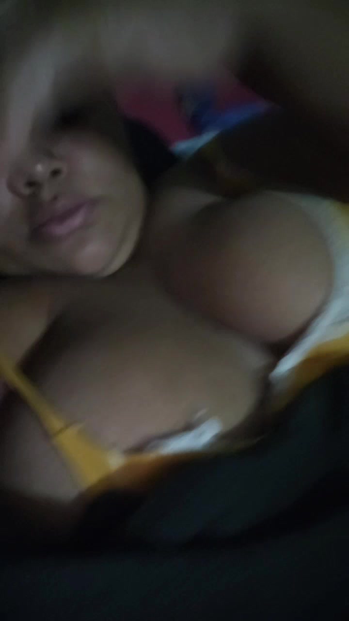 Narinha27nana Live Cam Screenshot – 2025-08-29 02:28:54