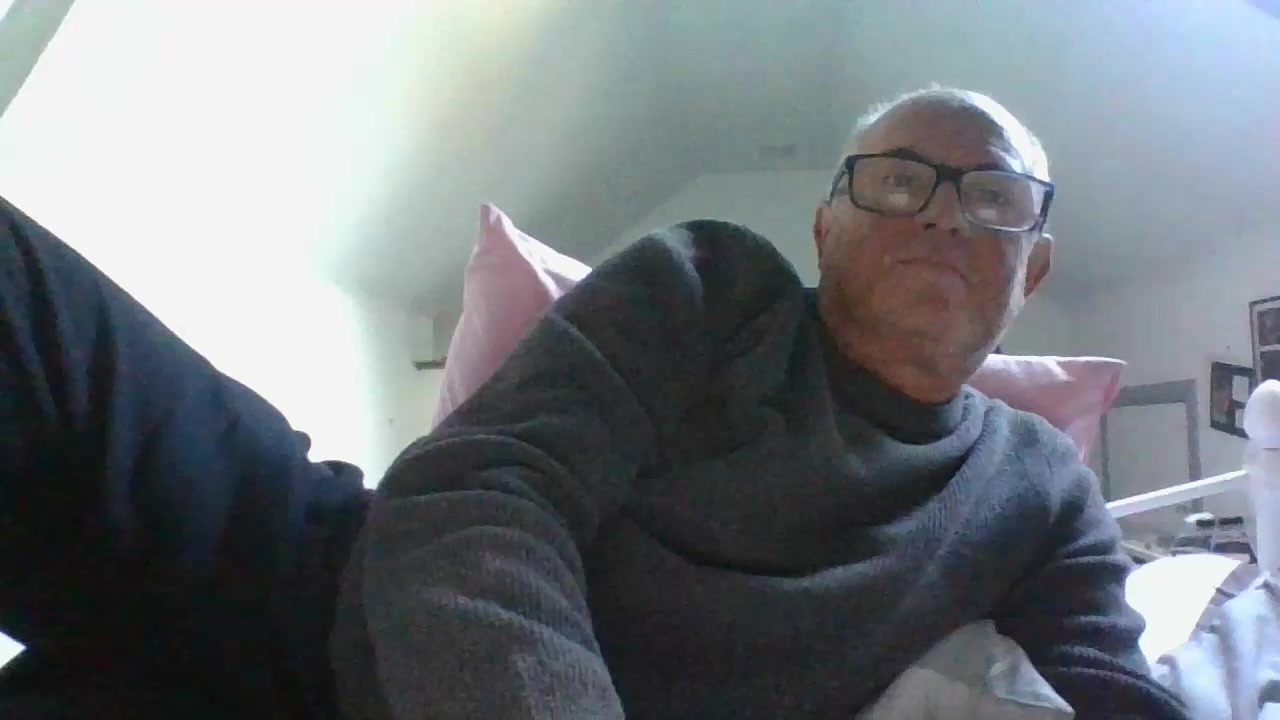 NaughtyGrandad Live Cam Screenshot – 2025-09-15 08:46:59