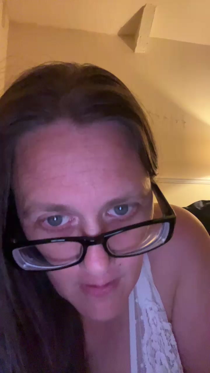Naughtymasie Live Cam Screenshot – 2025-09-06 00:06:20