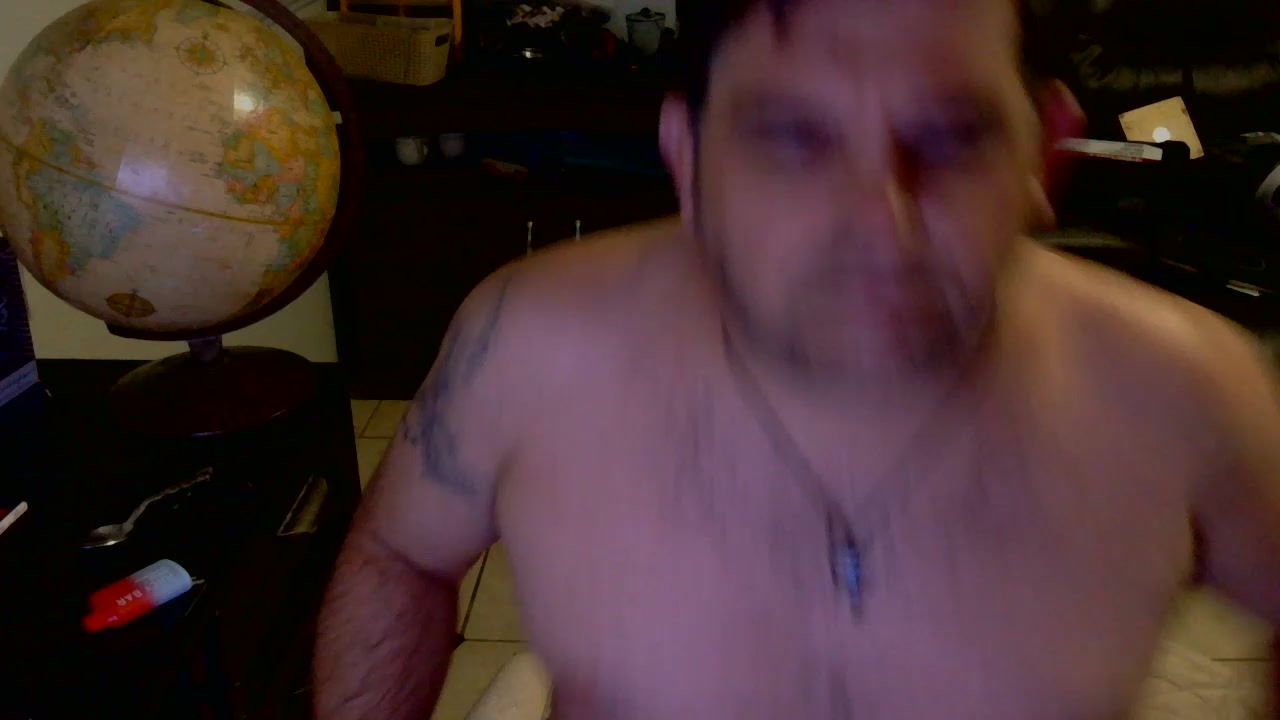 Nickmilly696969 Live Cam Screenshot – 2025-08-24 04:02:50