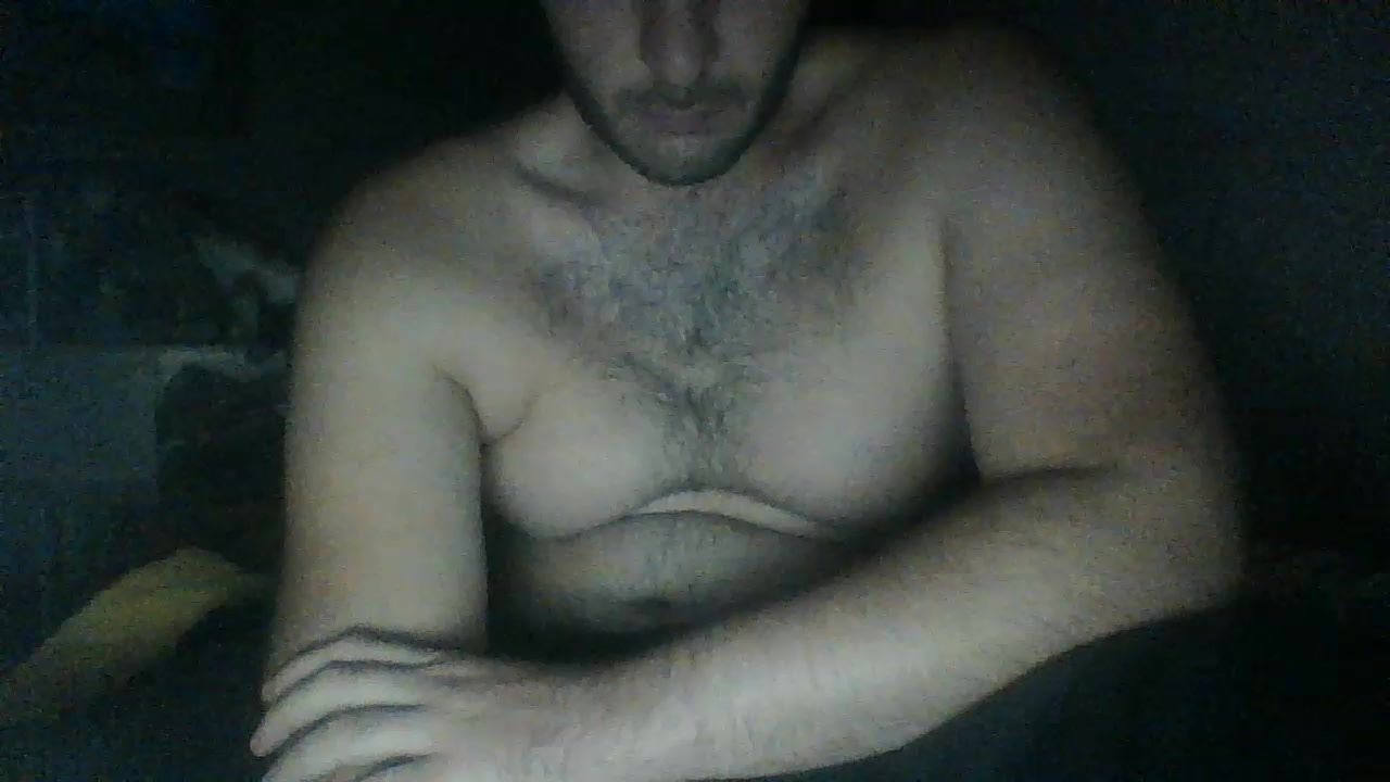 Nicolas9898779 Live Cam Screenshot – 2025-08-28 02:48:56