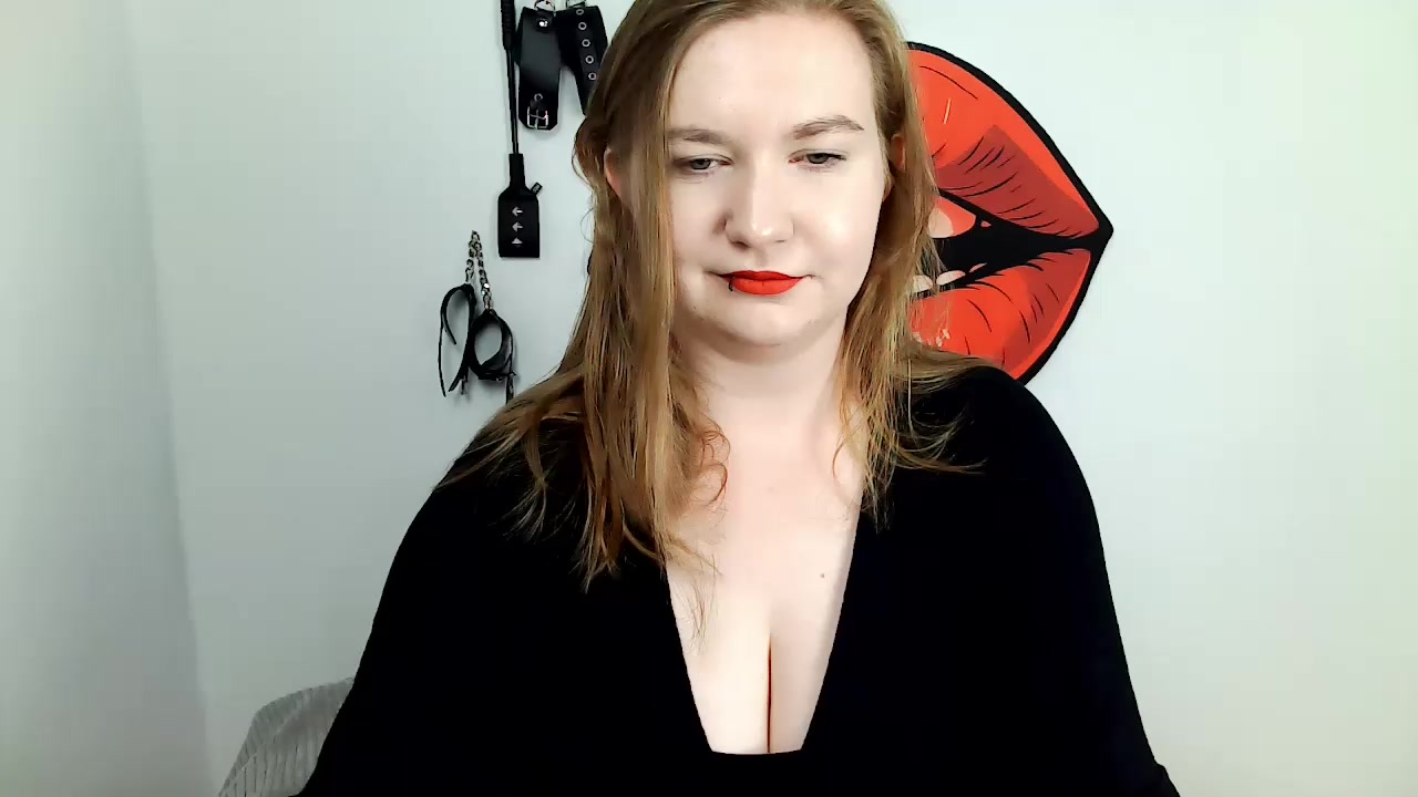 NikkiTemptress Live Cam Screenshot – 2025-08-21 12:41:09