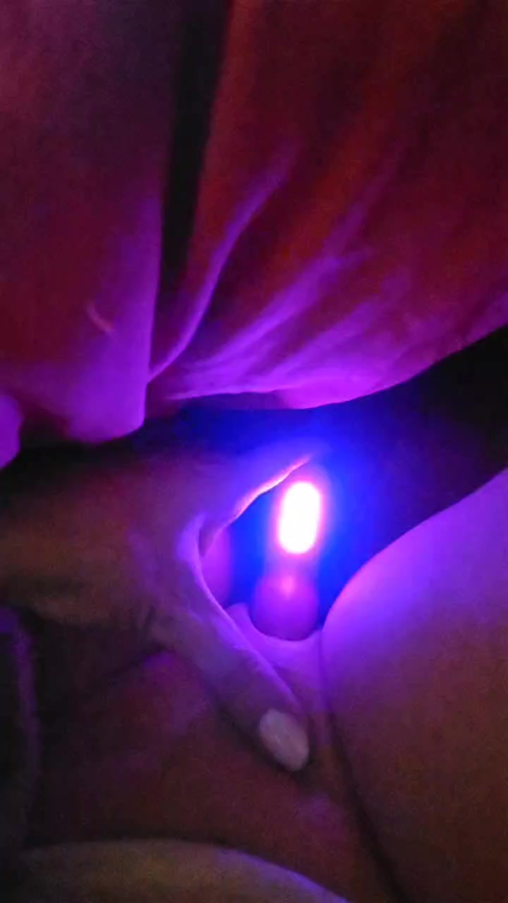 Nippelotas Live Cam Screenshot – 2025-08-07 02:32:52