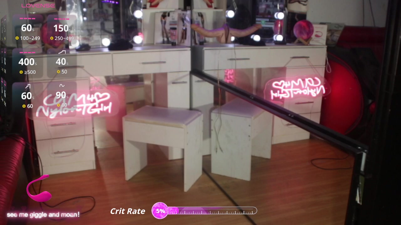 NylonTGirl Live Cam Screenshot – 2025-08-07 06:18:38