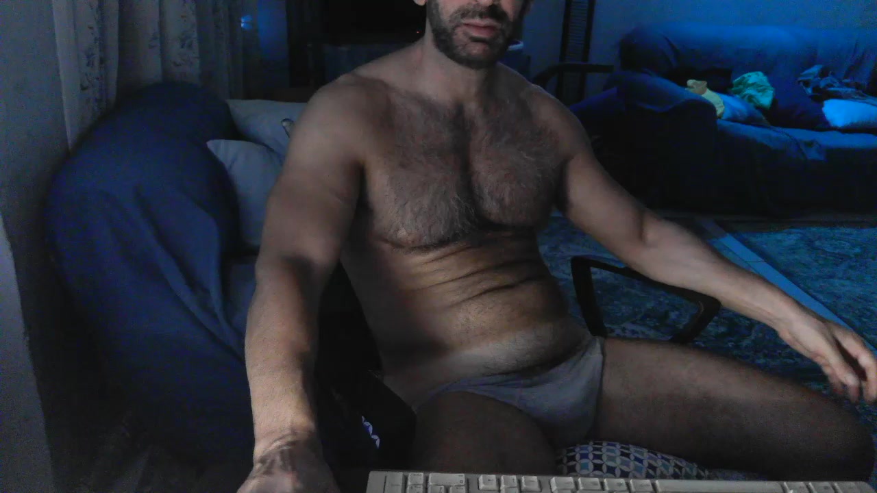 Olmo_hot Live Cam Screenshot – 2025-08-04 09:24:18