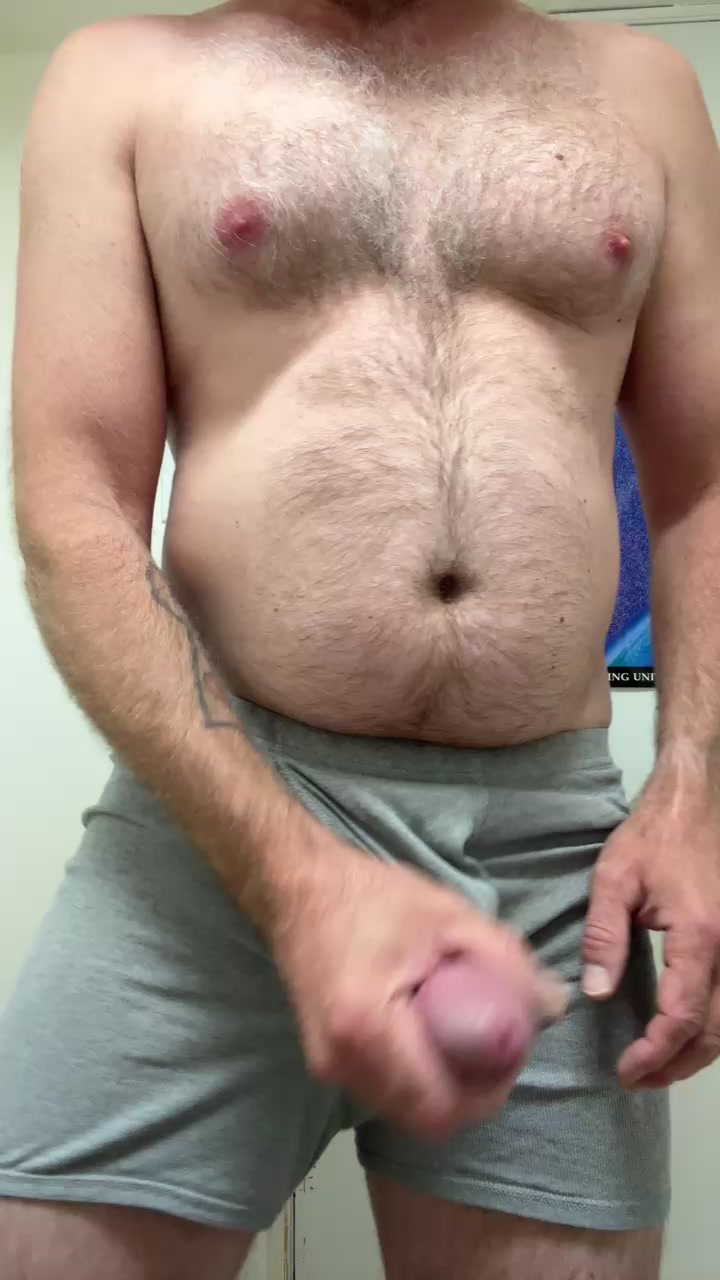 Onesexydilf Live Cam Screenshot – 2025-08-08 12:45:09
