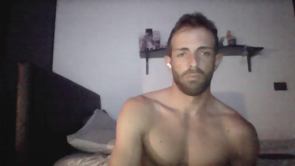Oxigen90 Live Cam Screenshot – 2025-08-08 01:20:03
