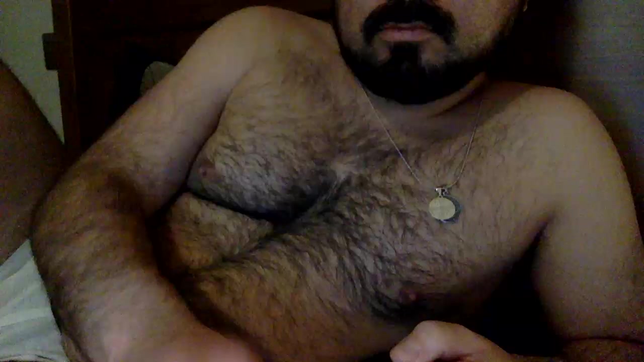 PELUO33 Live Cam Screenshot – 2025-08-05 06:01:44