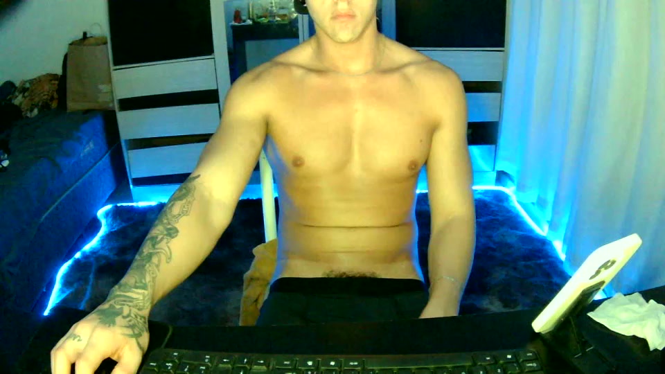 Patrickmilan Live Cam Screenshot – 2025-09-17 02:18:37