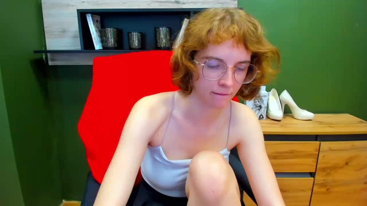 Penny_Pleasure Live Cam Screenshot – 2025-09-01 08:11:14