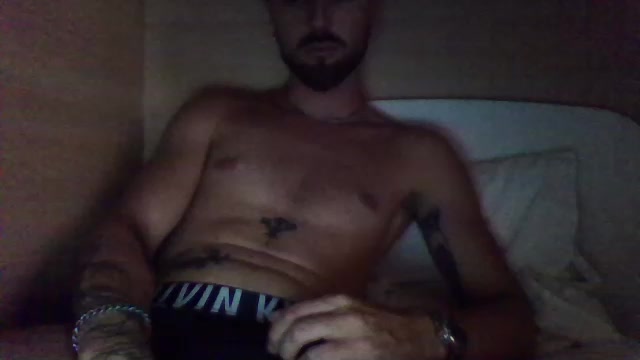 Pigggy001 Live Cam Screenshot – 2025-08-08 09:17:50