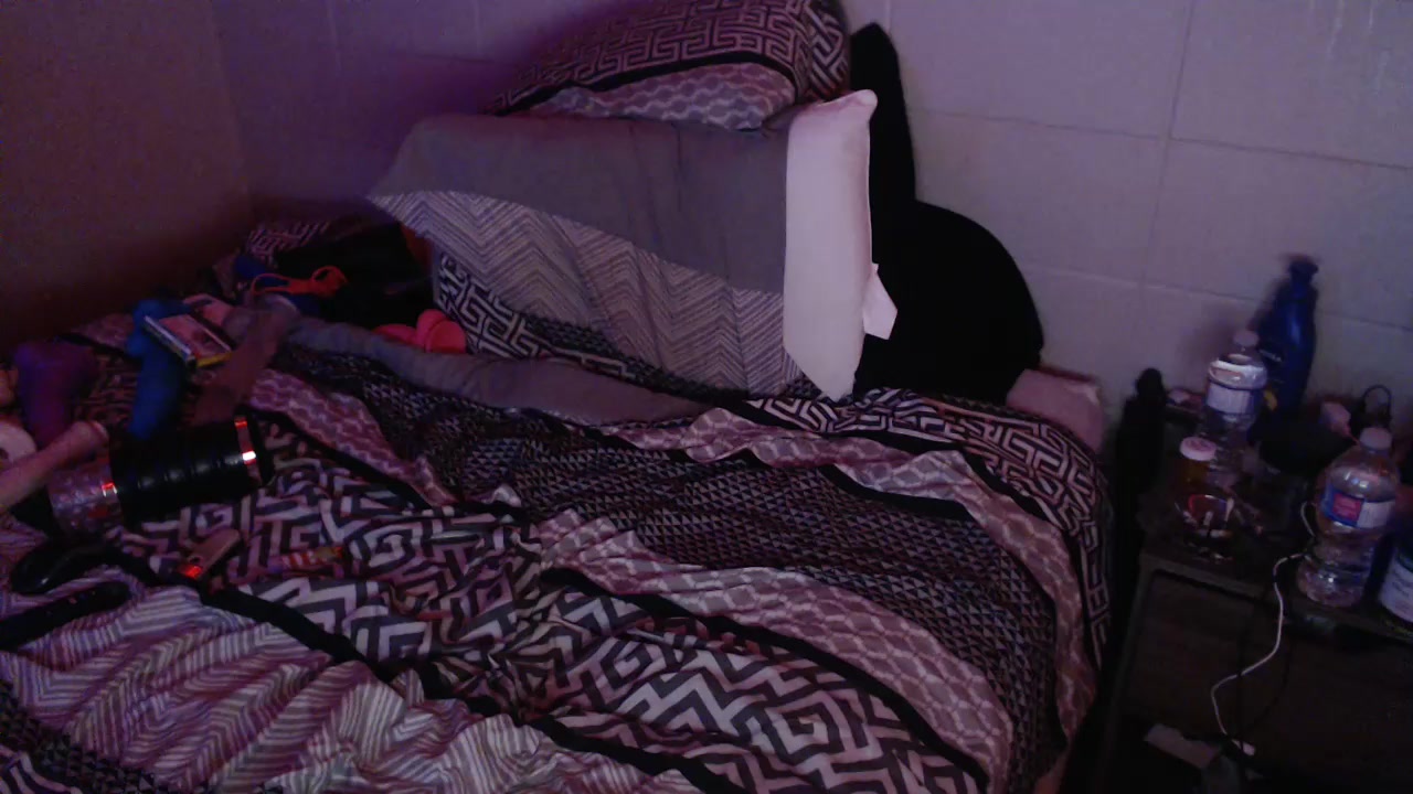 PnPButtSlut Live Cam Screenshot – 2025-08-30 09:59:19