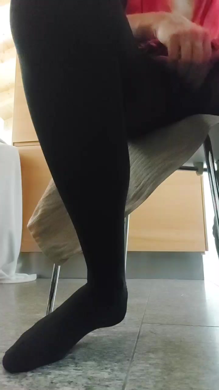Privateshow6 Live Cam Screenshot – 2025-08-05 09:54:03