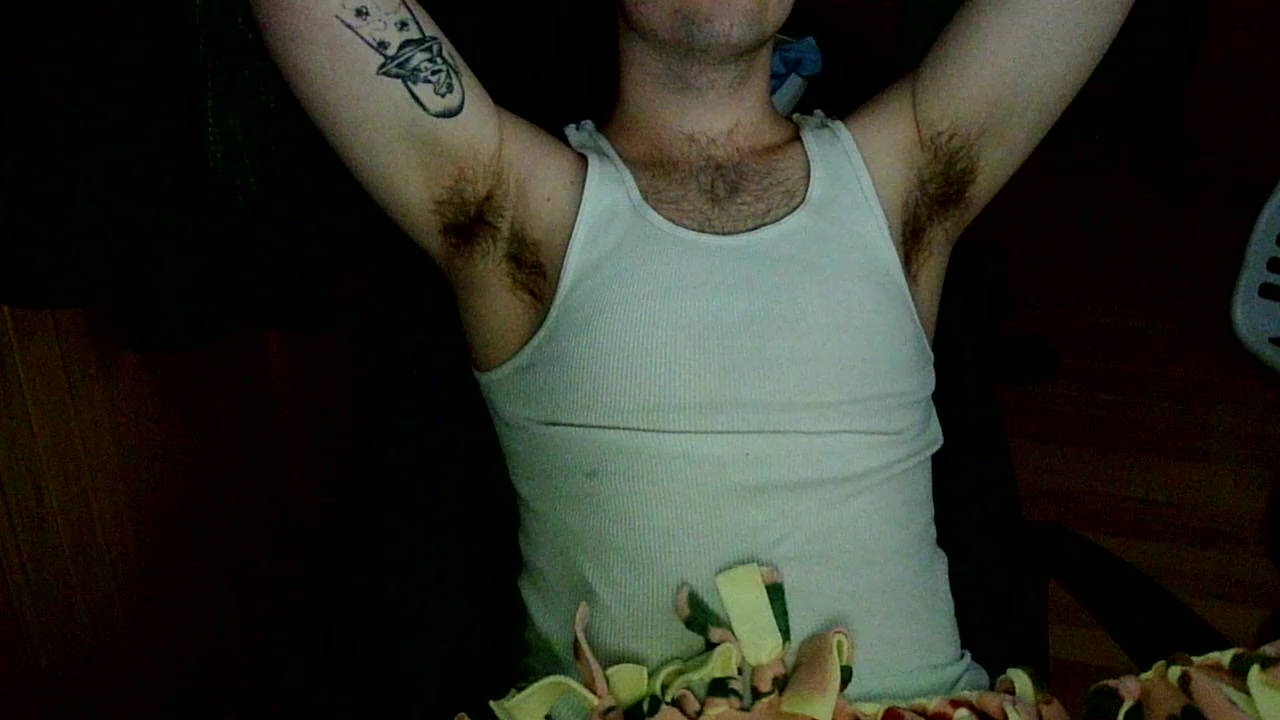 Puppyboy232 Live Cam Screenshot – 2025-08-16 05:05:51