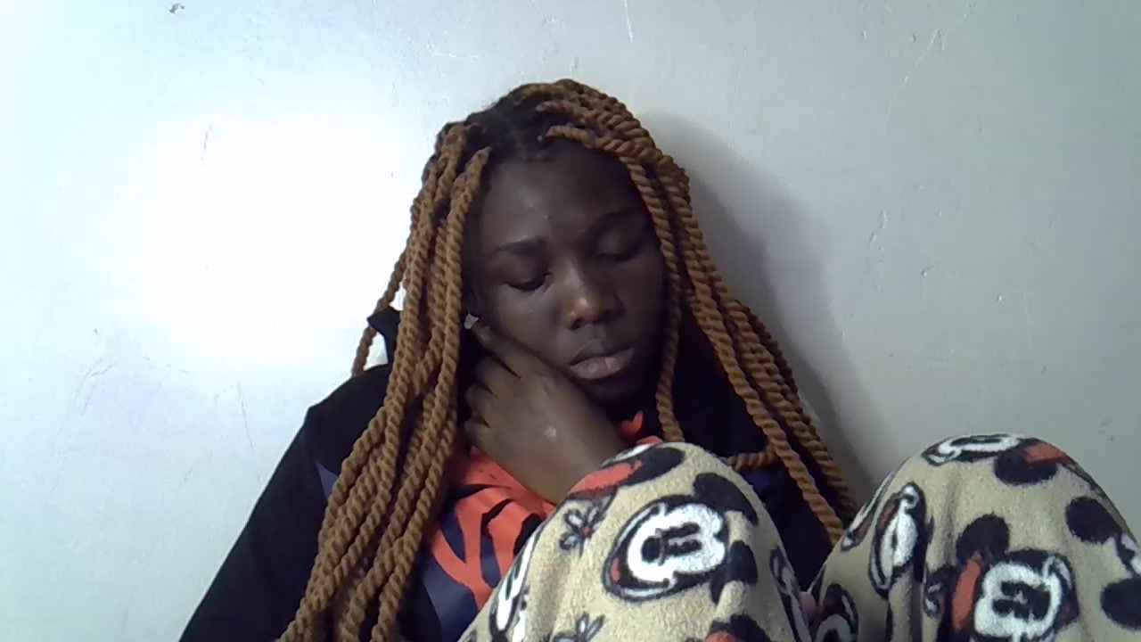 Queen_Sexxy18 Live Cam Screenshot – 2025-08-21 15:00:46