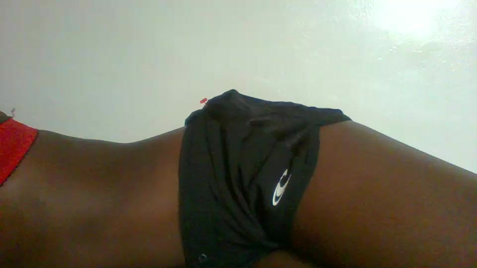 Queen_grashia Live Cam Screenshot – 2025-08-04 07:39:33
