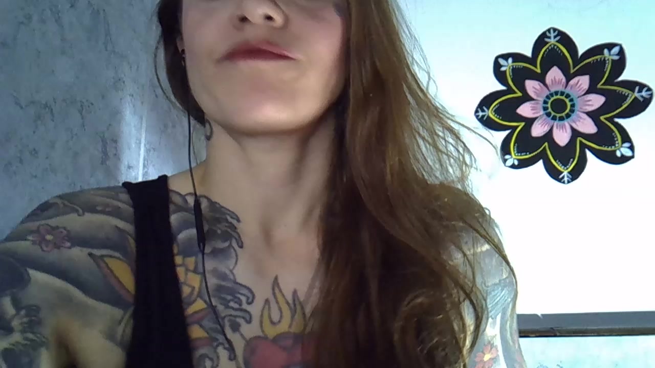 RedGinger7 Live Cam Screenshot – 2025-08-21 03:04:06