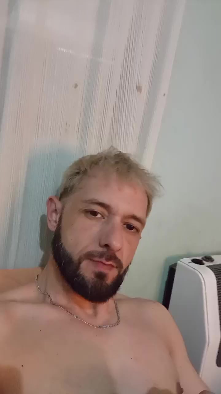 RegularGuyHN Live Cam Screenshot – 2025-08-08 18:34:12
