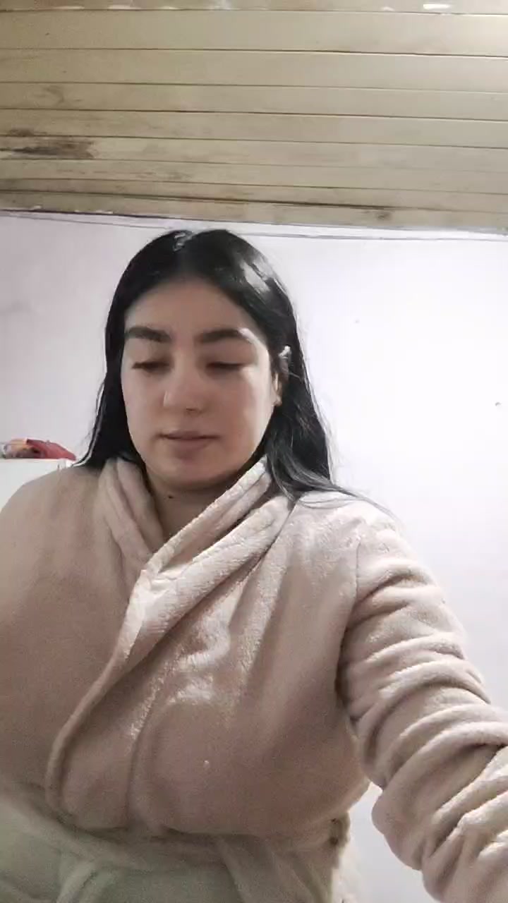 Reinita27 Live Cam Screenshot – 2025-08-05 06:11:01