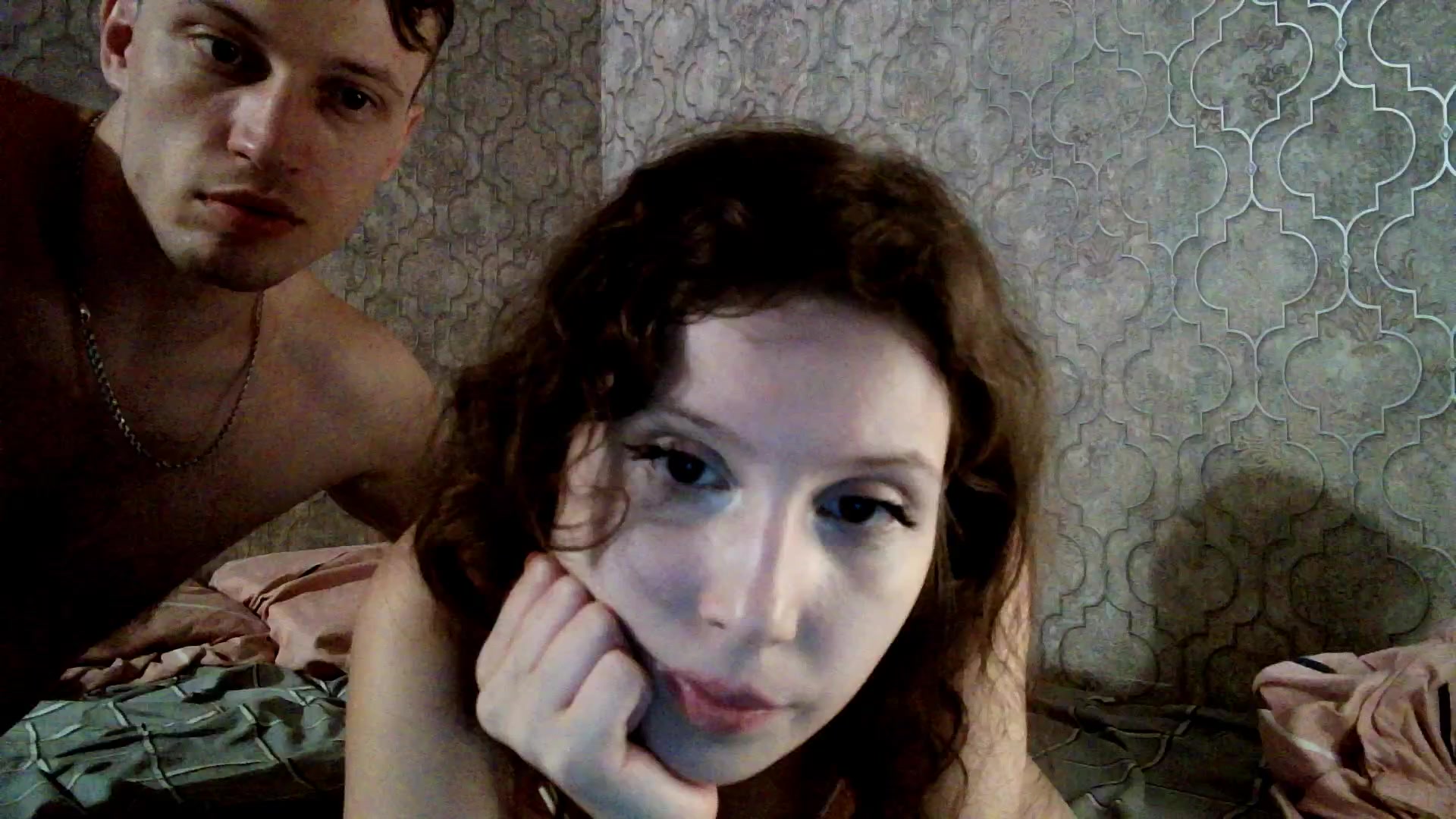 Respaynts Live Cam Screenshot – 2025-08-06 19:57:00