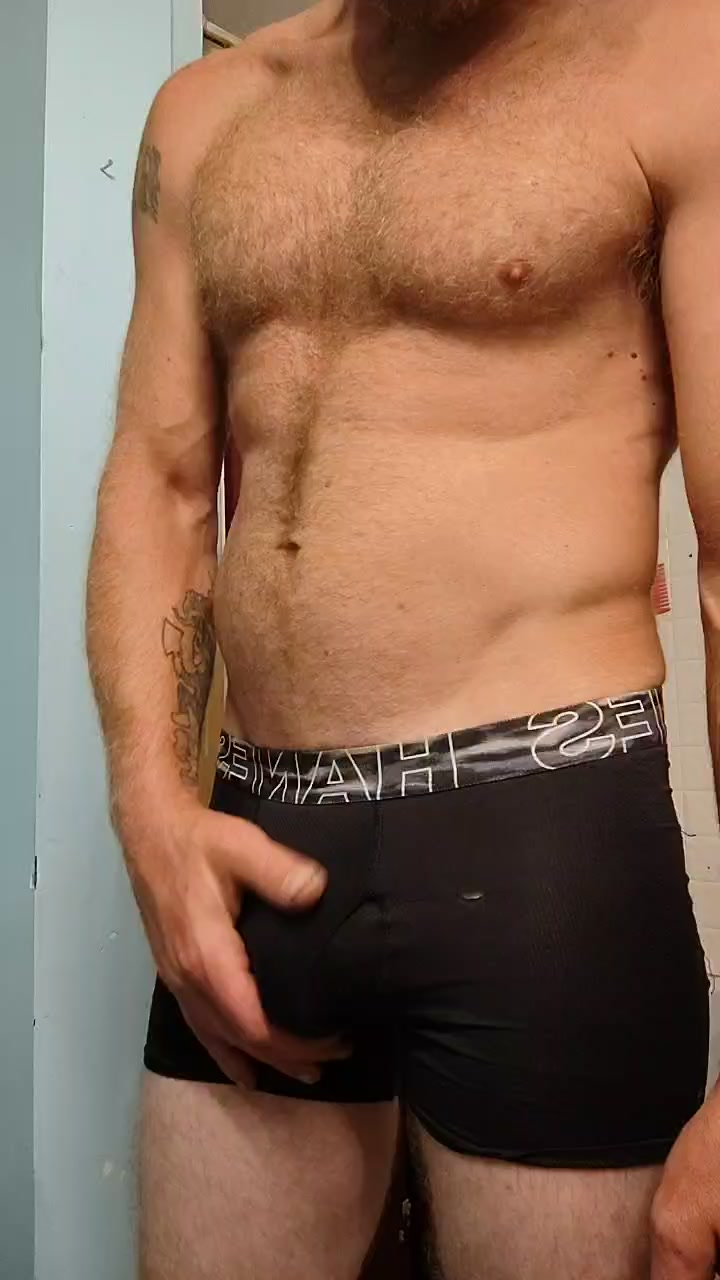 RippedandReady Live Cam Screenshot – 2025-08-07 05:09:02