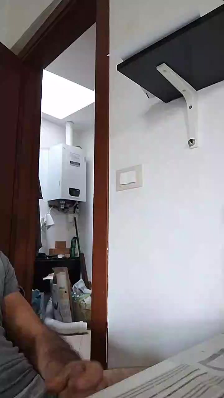 Roniq Live Cam Screenshot – 2025-08-07 15:35:12