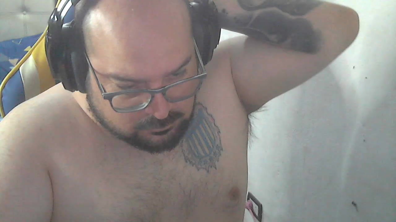 Rosarioso32 Live Cam Screenshot – 2025-08-06 00:06:11