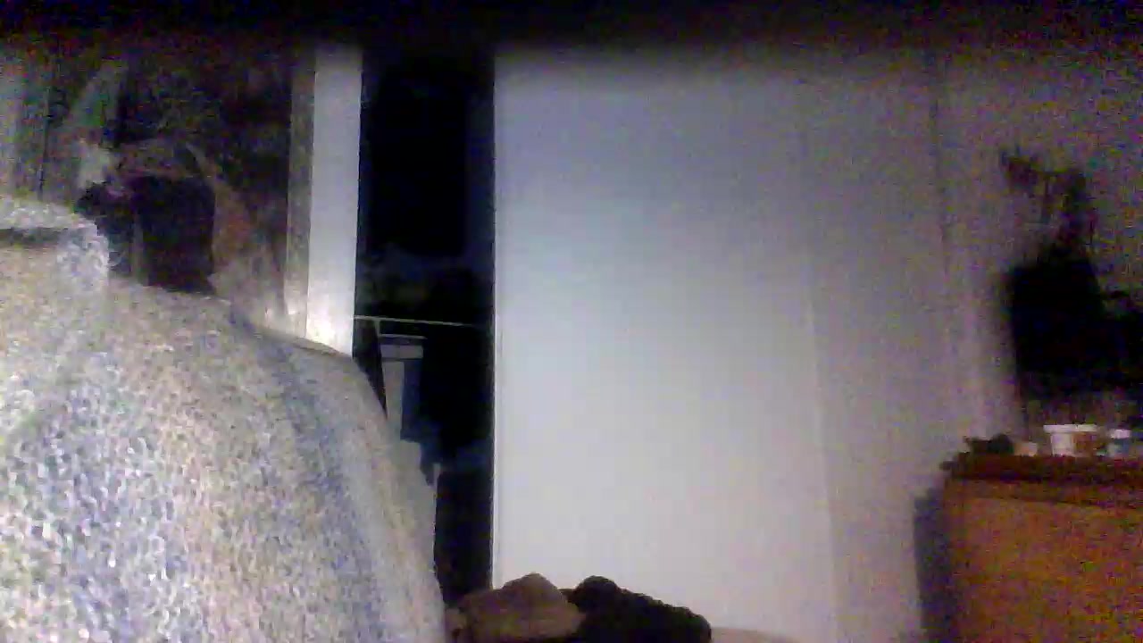 RosiePeeking Live Cam Screenshot – 2025-08-06 08:44:45