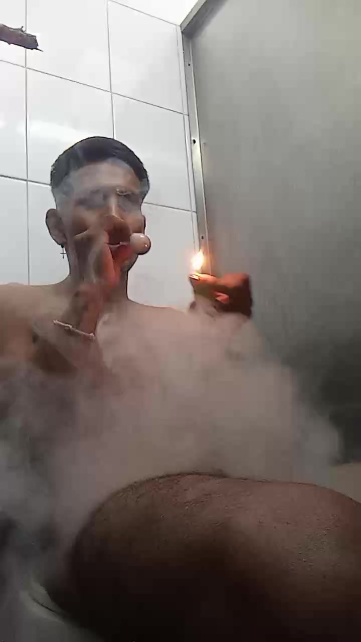 Ryam04 Live Cam Screenshot – 2025-08-03 23:01:04