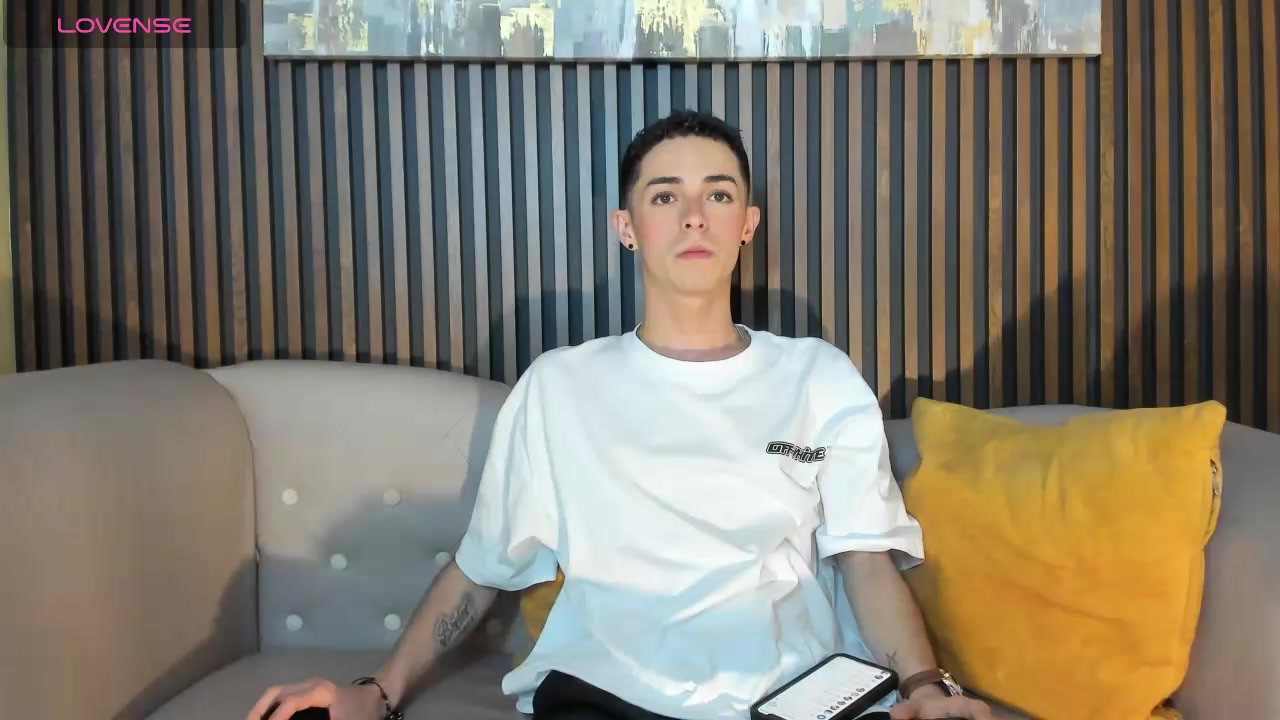 Ryan_sailor Live Cam Screenshot – 2025-09-06 01:16:31