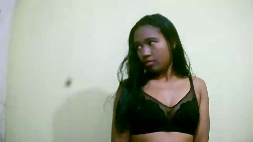 Ryhanaah Live Cam Screenshot – 2025-08-21 08:41:11