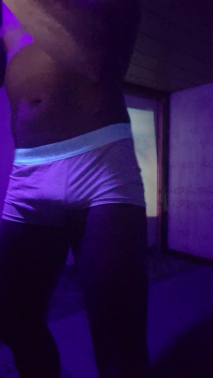 SamGarcia Live Cam Screenshot – 2025-08-04 23:54:45