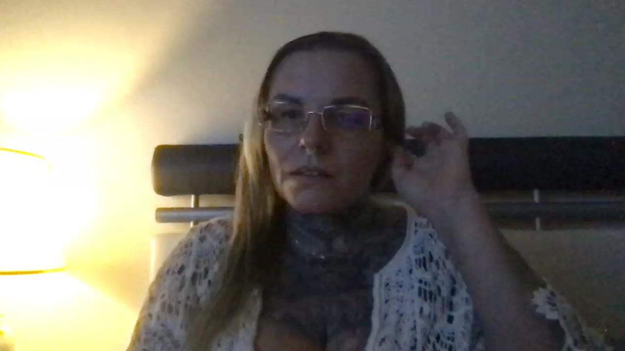 Sama01 Live Cam Screenshot – 2025-09-03 19:30:47