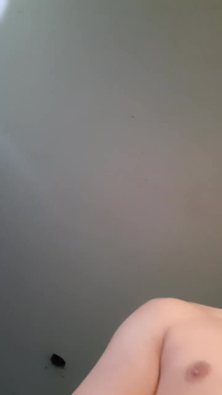 Santilopes23 Live Cam Screenshot – 2025-08-24 21:34:49