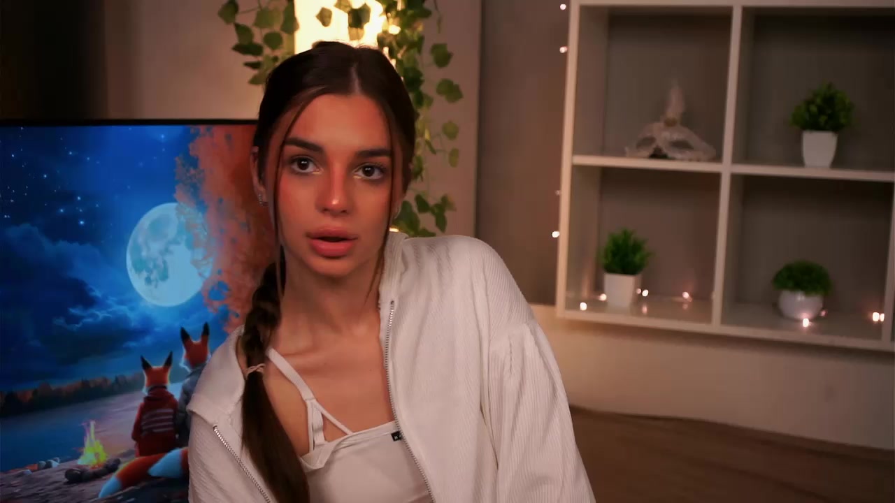 SantinaQuereto Live Cam Screenshot – 2025-11-09 14:22:23