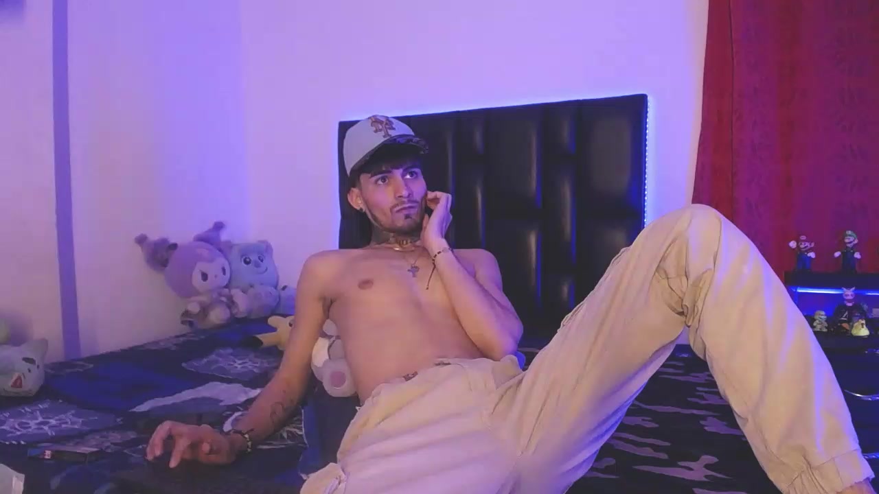 Sex_Fucking Live Cam Screenshot – 2025-08-06 23:01:30