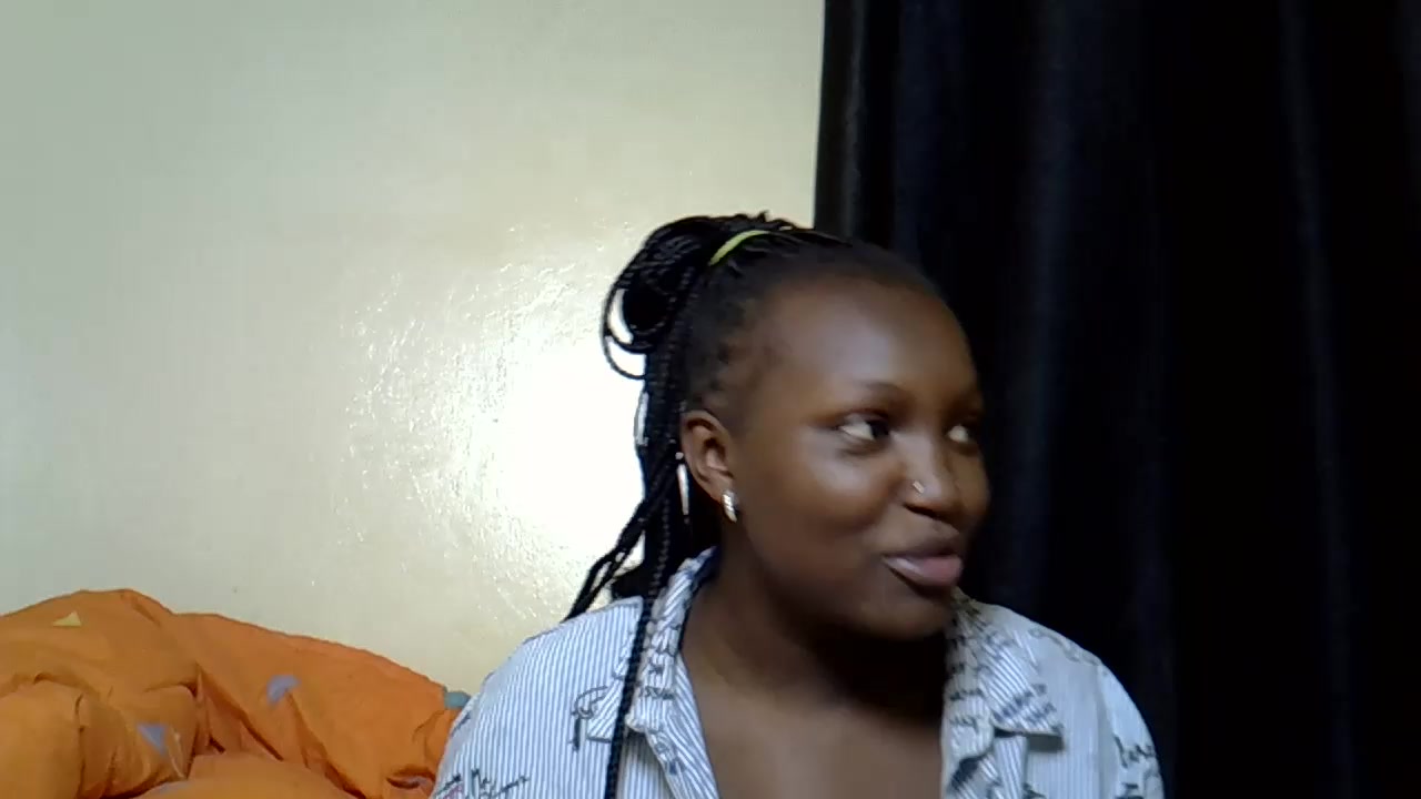 SexyDebie Live Cam Screenshot – 2025-08-03 23:46:37