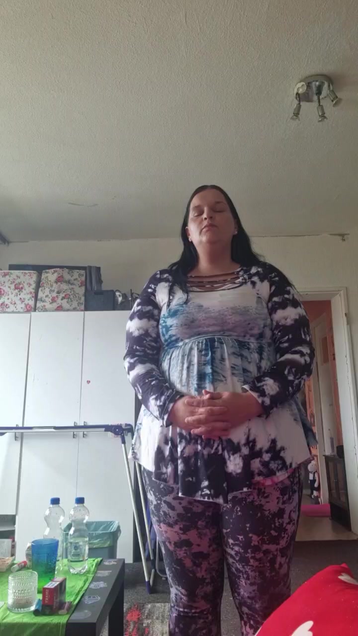 SexyDiana676 Live Cam Screenshot – 2025-08-24 09:04:17