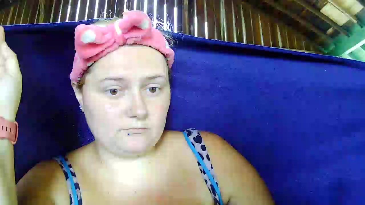 Sexybabygirlluv Live Cam Screenshot – 2025-08-24 15:28:18