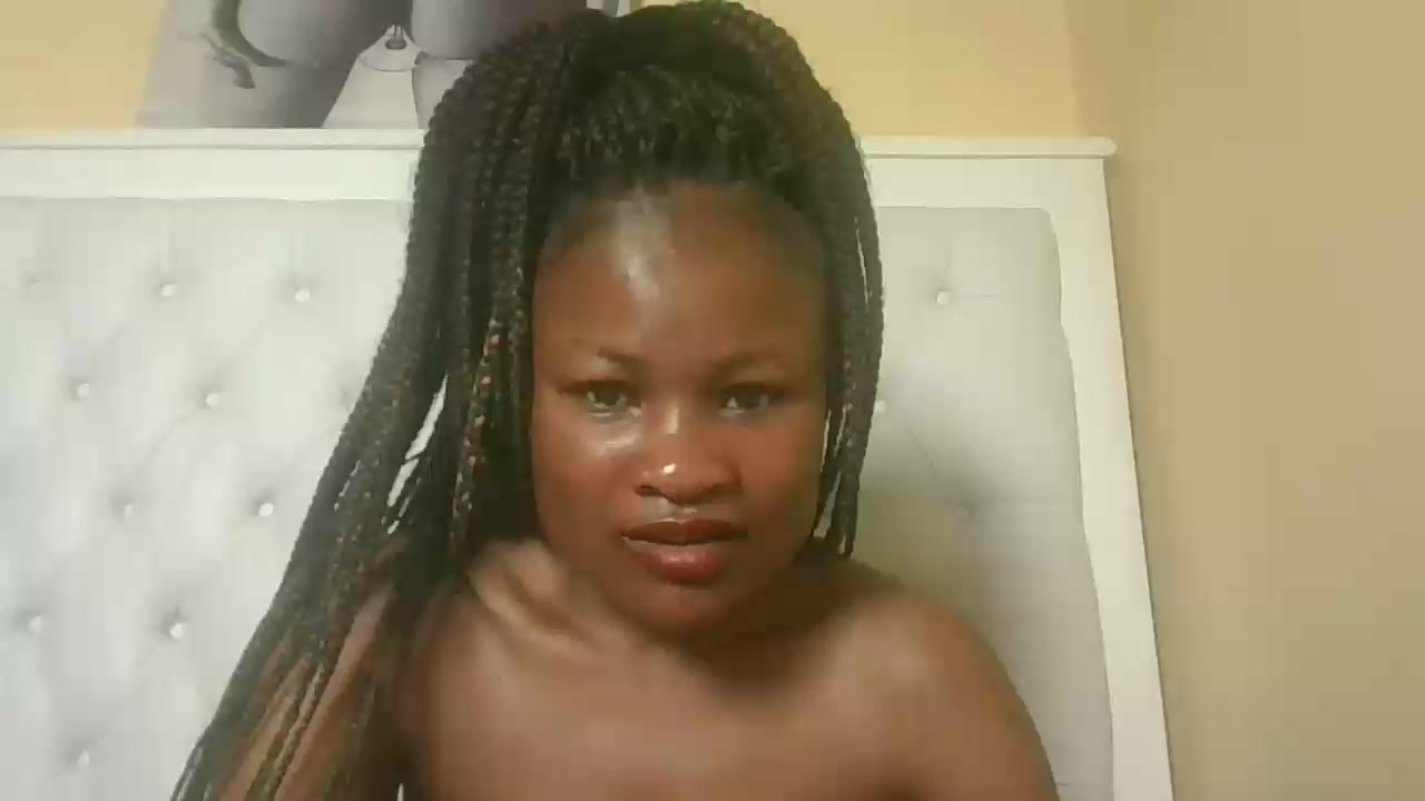 Sexyqueenivy Live Cam Screenshot – 2025-09-15 18:40:31