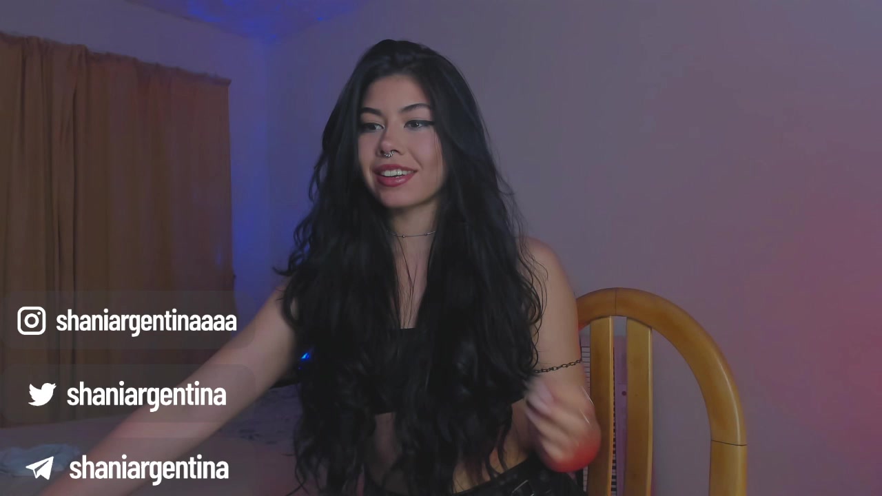 ShaniArgentina Live Cam Screenshot – 2025-09-06 00:06:21