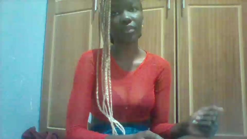 Shania_lover Live Cam Screenshot – 2025-09-08 05:27:52