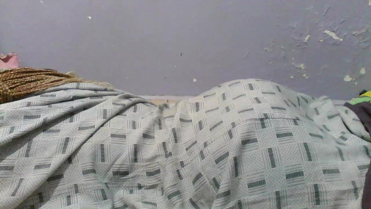 Shania_lover Live Cam Screenshot – 2025-09-24 03:42:35