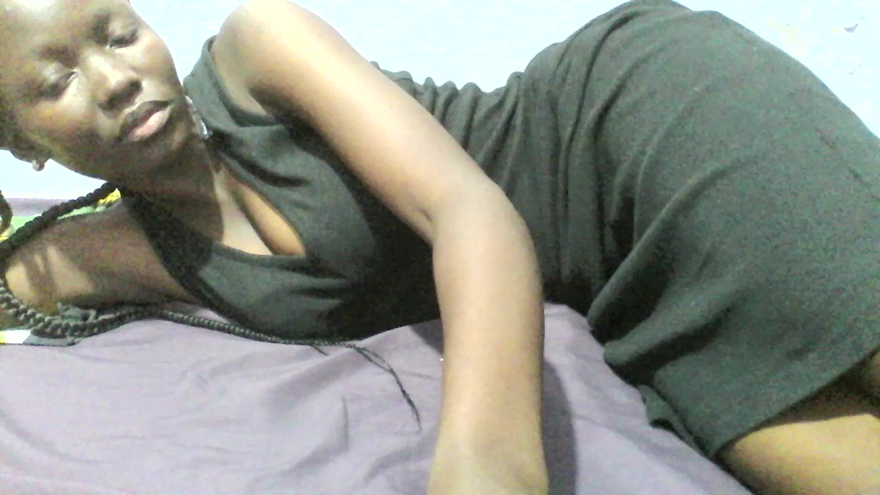 Shania_lover Live Cam Screenshot – 2025-10-01 16:20:16