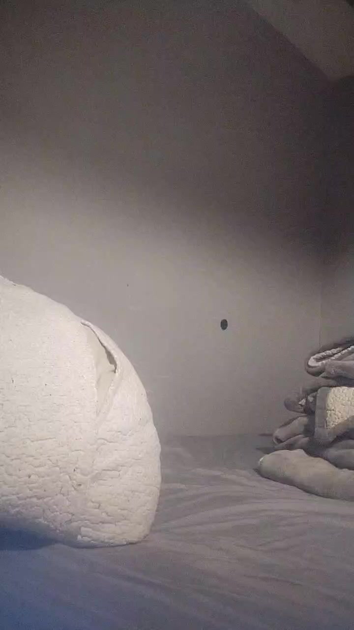 Skiner222a Live Cam Screenshot – 2025-08-29 00:02:28