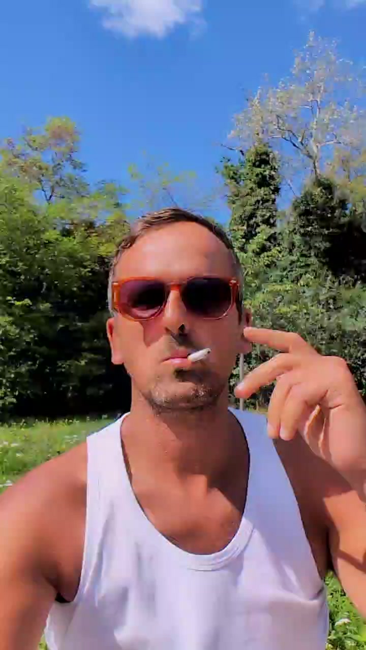 SlutboyBen Live Cam Screenshot – 2025-09-03 11:35:06