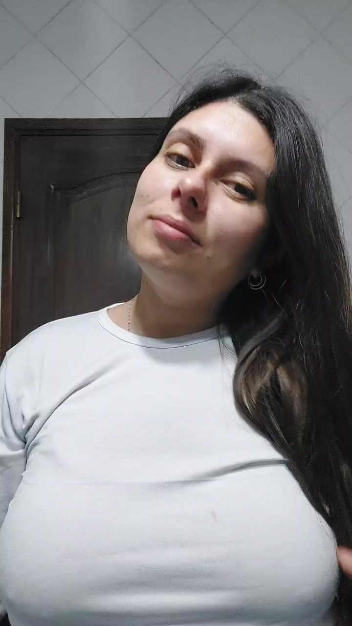 Solotuyasoy Live Cam Screenshot – 2025-08-05 14:29:36