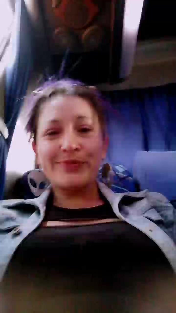 Sophie_Banger Live Cam Screenshot – 2025-08-03 22:49:06