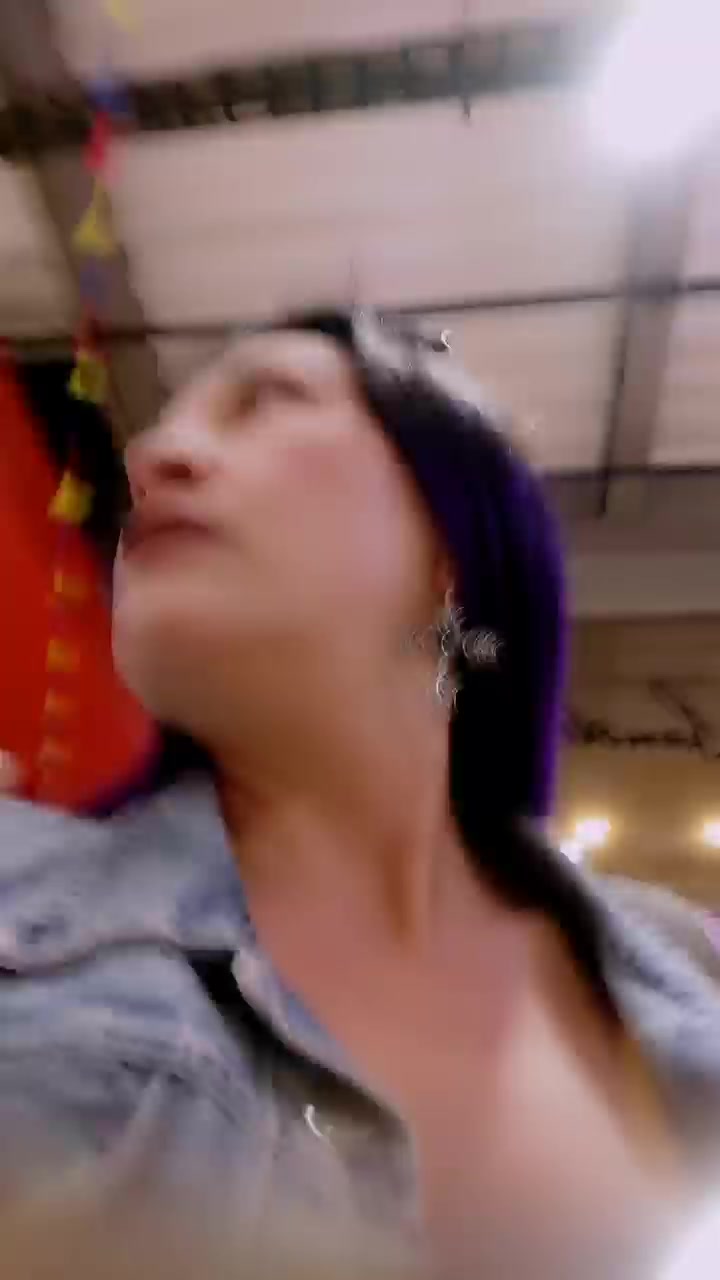 Sophie_Banger Live Cam Screenshot – 2025-08-13 22:40:20