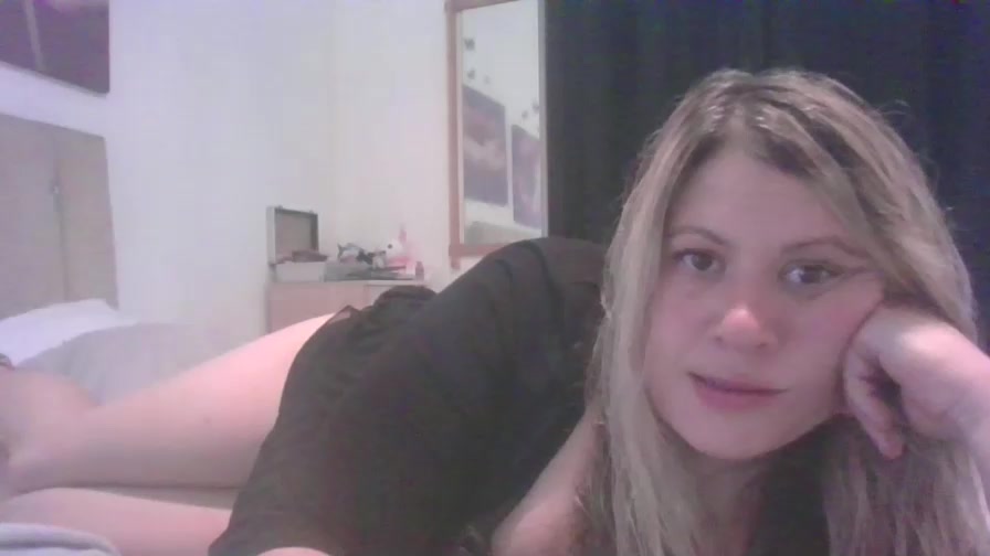 Sophiebabe1 Live Cam Screenshot – 2025-08-28 08:25:02